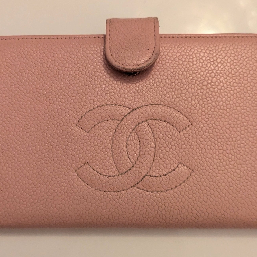 Authentic Chanel Caviar Pink Leather Wallet
